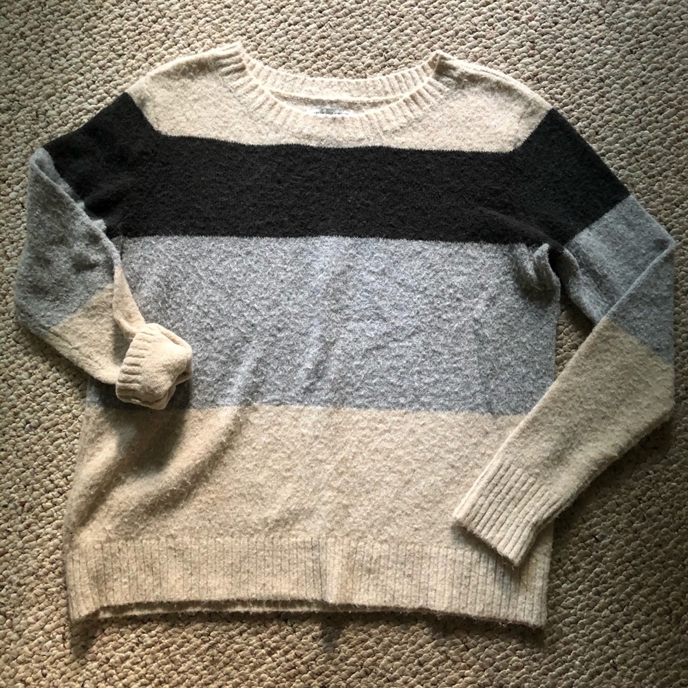 American Eagle Colorblock Sweater